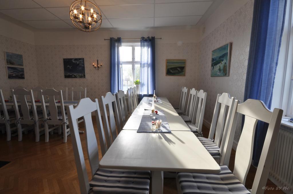 Pensionat Praestgarden Töreboda Exterior foto